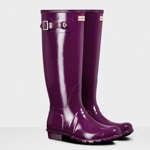 HUNTER Tall Purple Rainboots WITH Socks Size 8